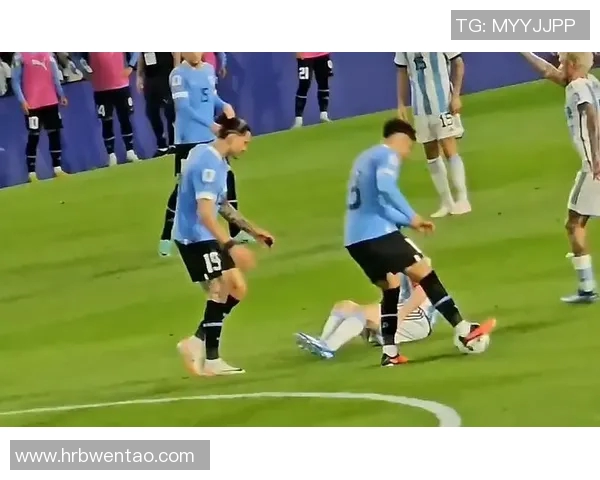 冲突升级！梅西与教练发生激烈争执