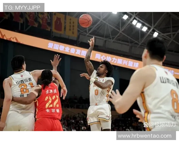 超级对决！CBA劲旅强强碰撞赛场激战成焦点掀起全新热潮